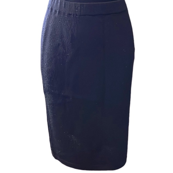 St. John Knit Metallic Knit Pencil Skirt, Black, size 2 - Picture 3 of 14